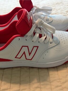 New Balance Kids White and Red Low-Top Sneakers - NWOT